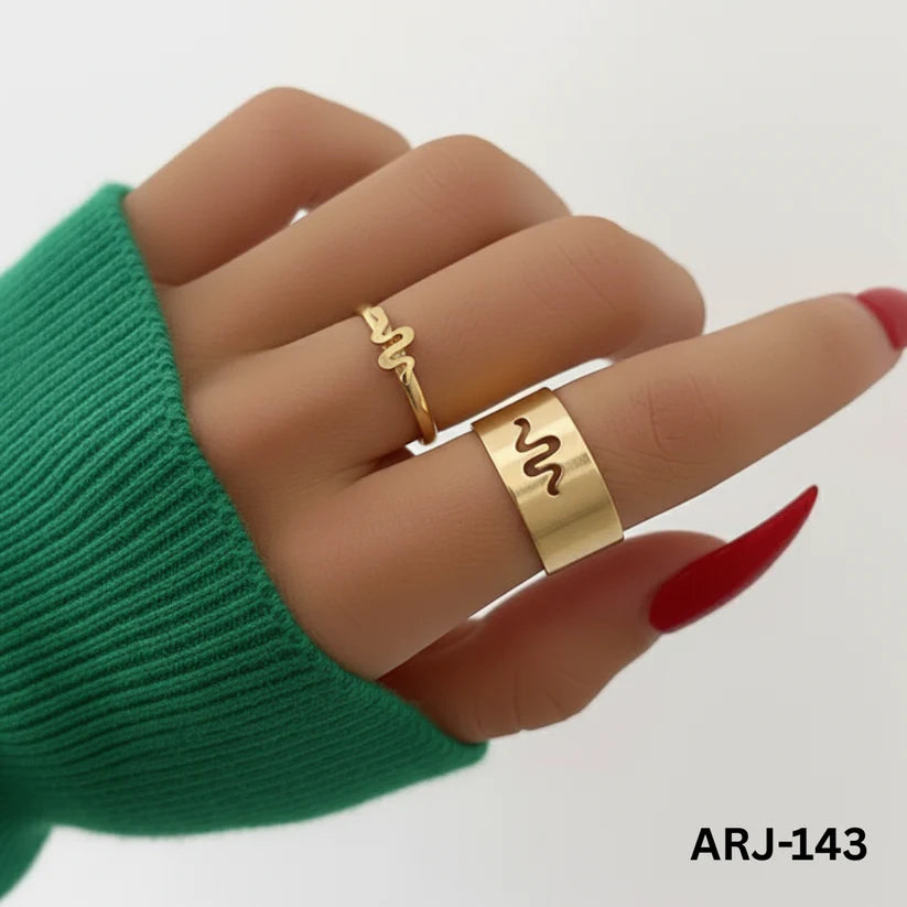 Snake Shape Adjustable Ring – Elegant Serpent Design